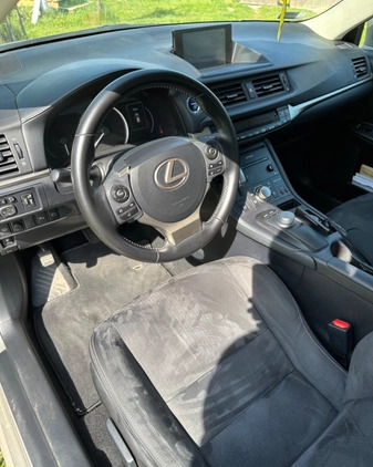 Lexus CT cena 85000 przebieg: 86000, rok produkcji 2020 z Warszawa małe 29